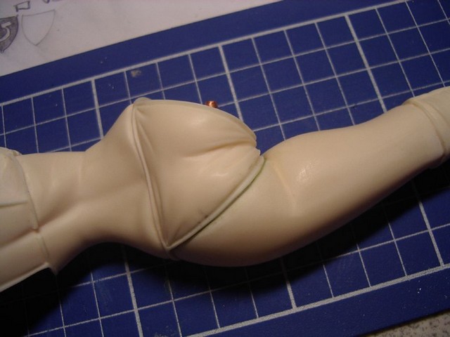 particolare del sedere una volta rifinito e carteggiatto